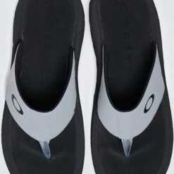 Oakley Super Coil Sandal 2.0 -FairwayPro Store OAK1191f