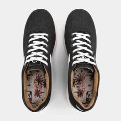 Straight Down Shaker Shoes